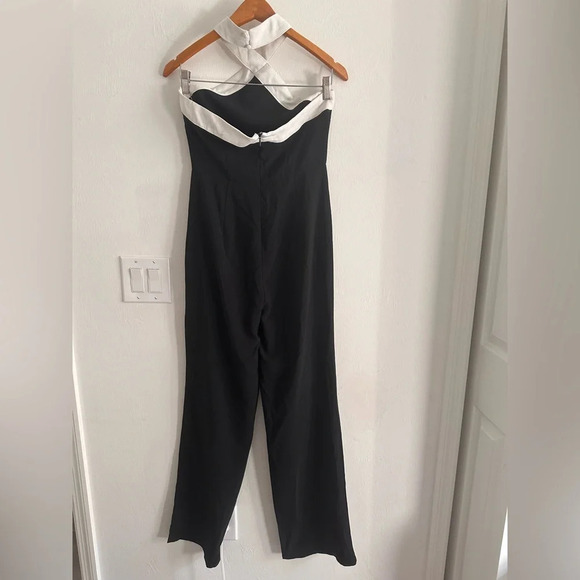 Superdown Laurien Cross Front Jumpsuit in Black Sz S - Picture 4 of 7